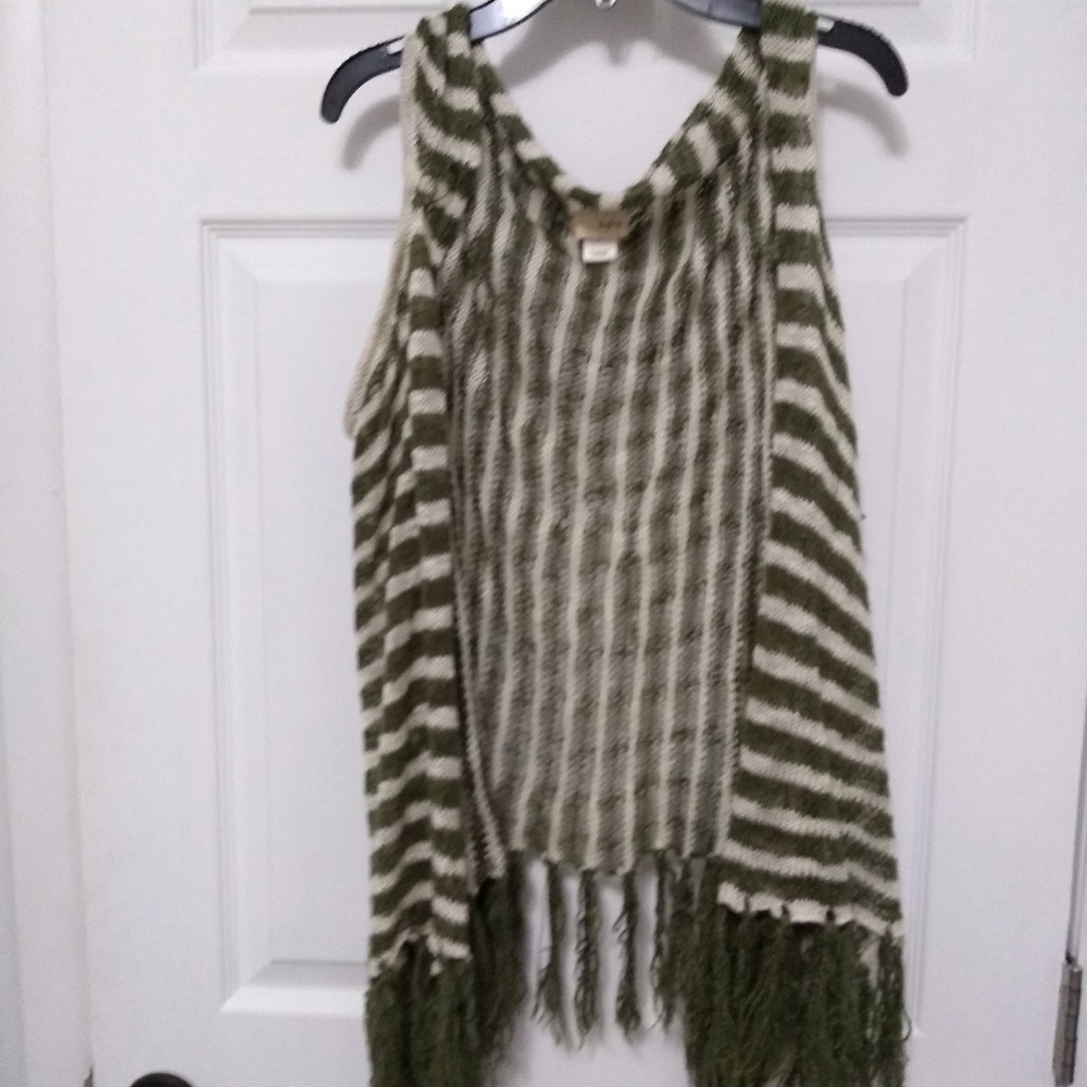 Daytrip fringed vest